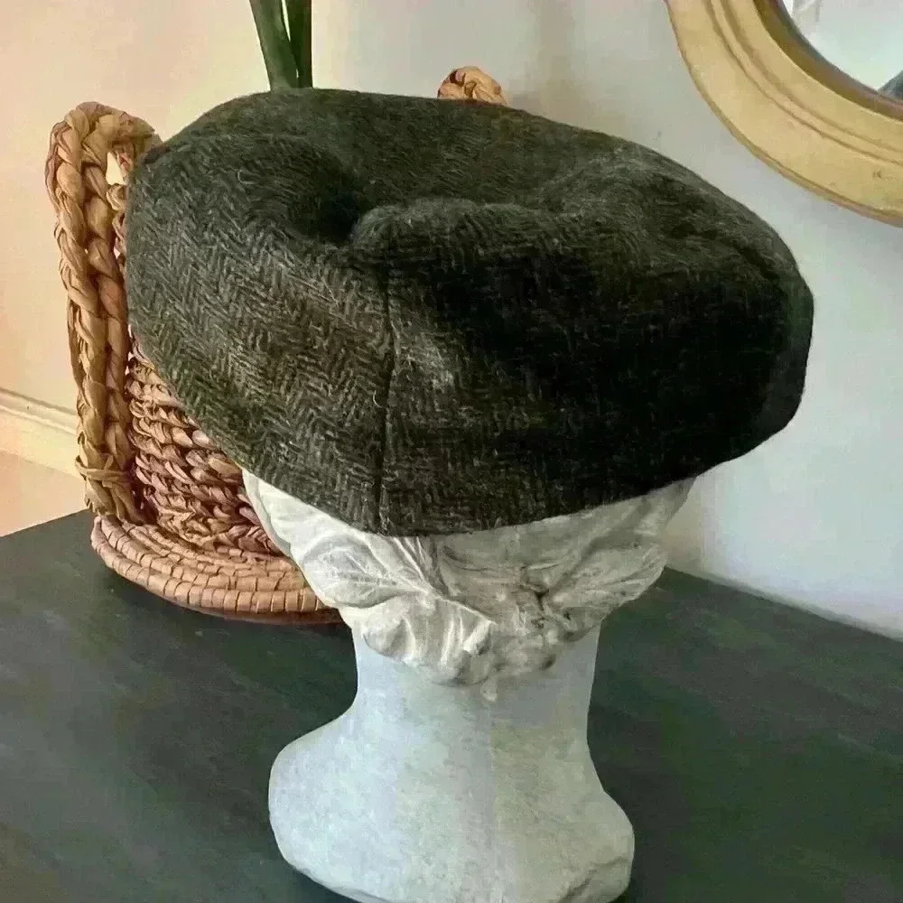Voboom Classic Headware Newsboy style cap/hat vintage.